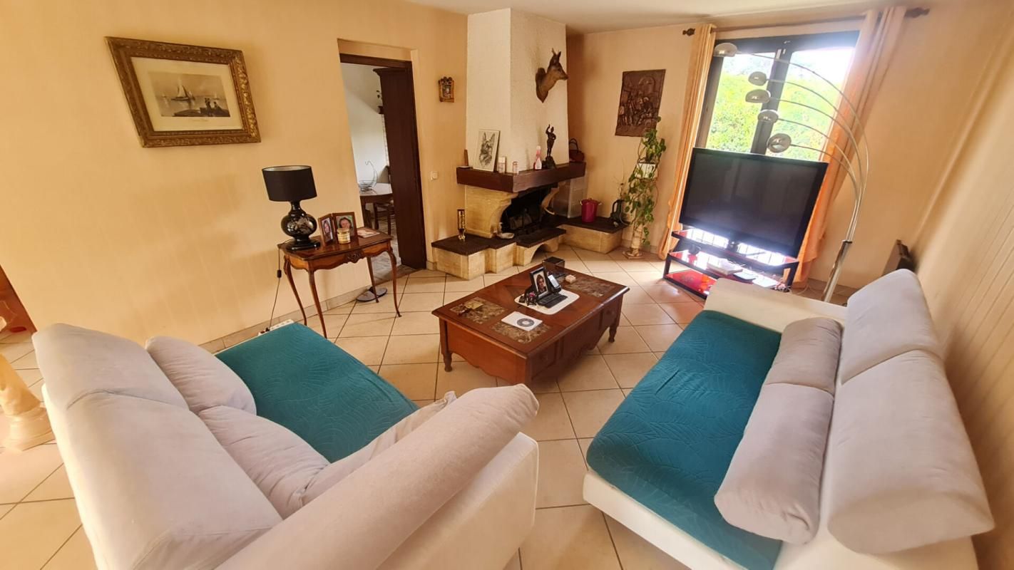 SAINT-OUEN-L'AUMONE Maison 10 pièces 4 chambres 201.48 m2 4