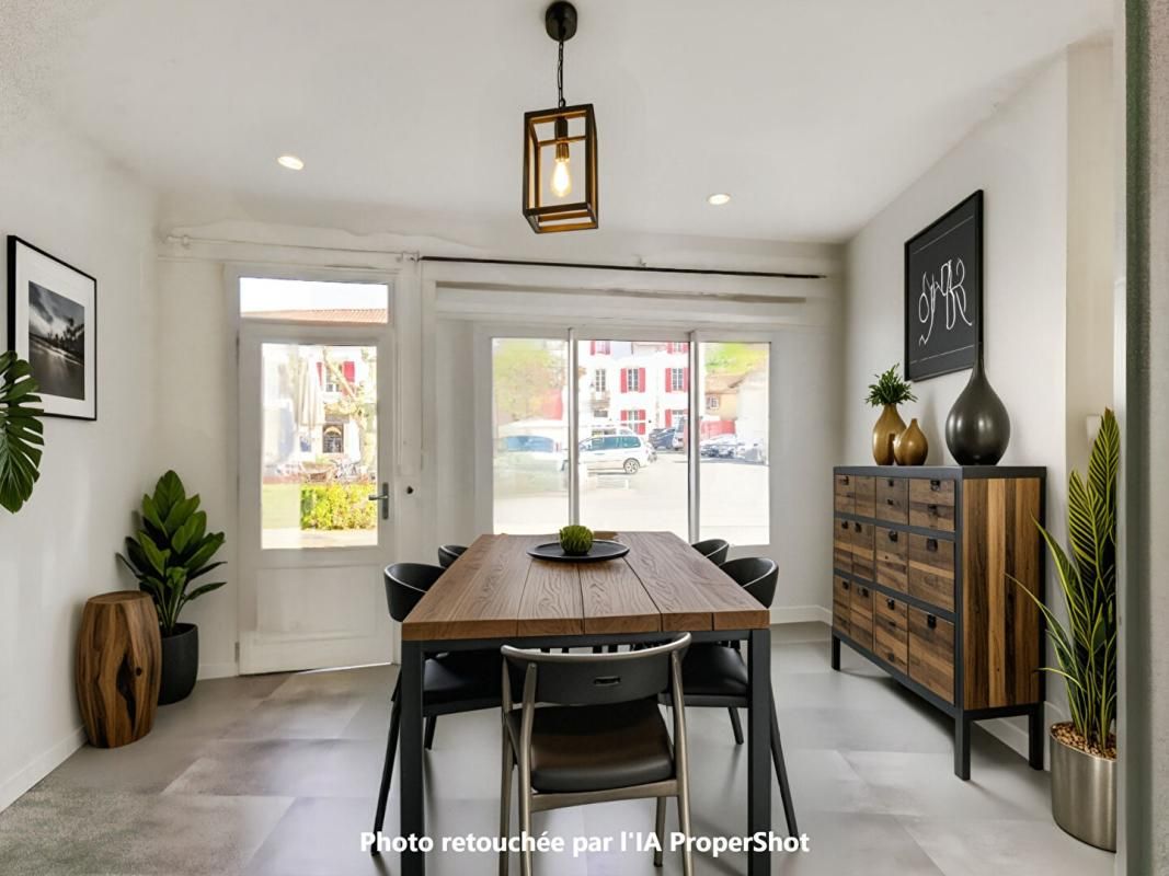 SAINT-ETIENNE-DE-BAIGORRY Ensemble immobilier Saint Etienne De Baigorry  T2 et T3 4