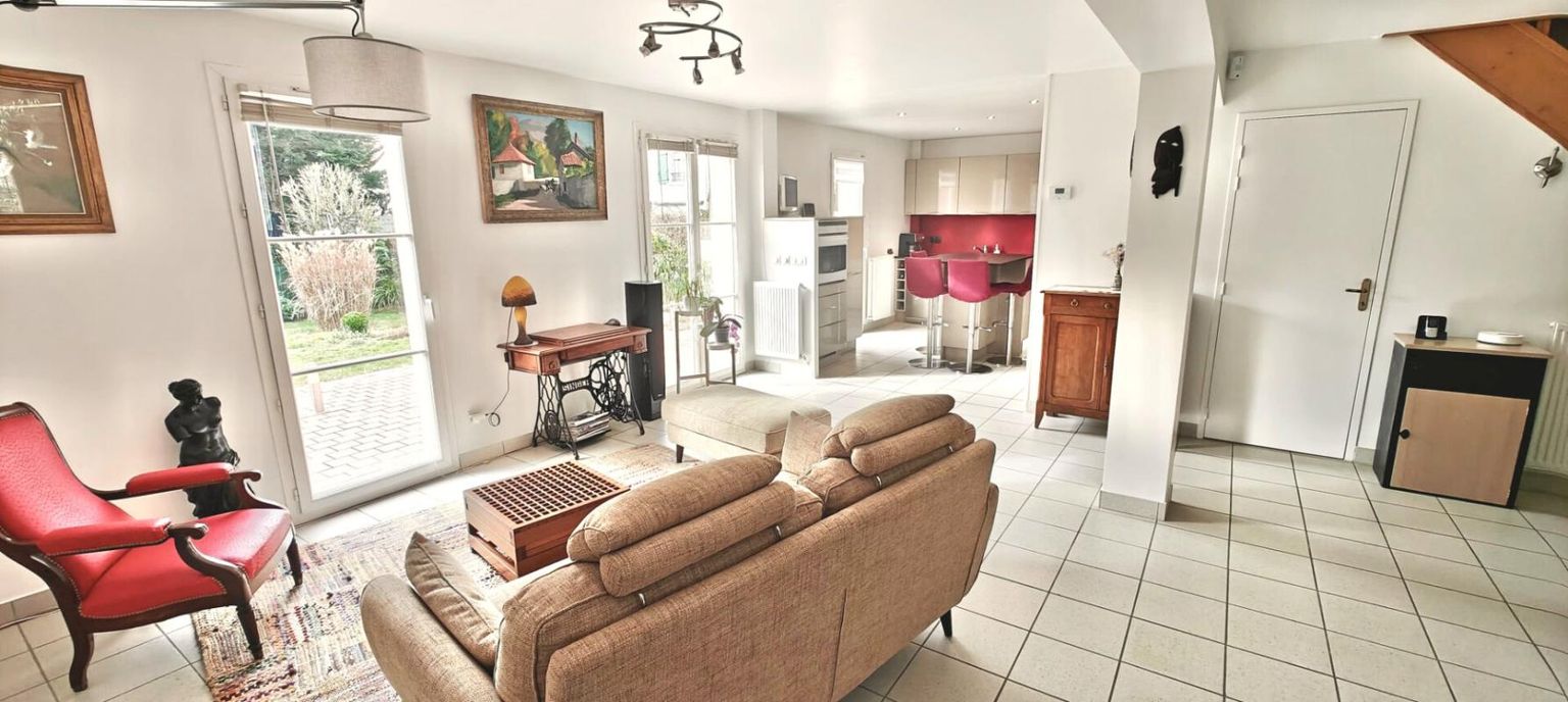 BOIS-D'ARCY Maison Bois-d'Arcy Quartier Hoche Foret 5 chambres 190m² 2