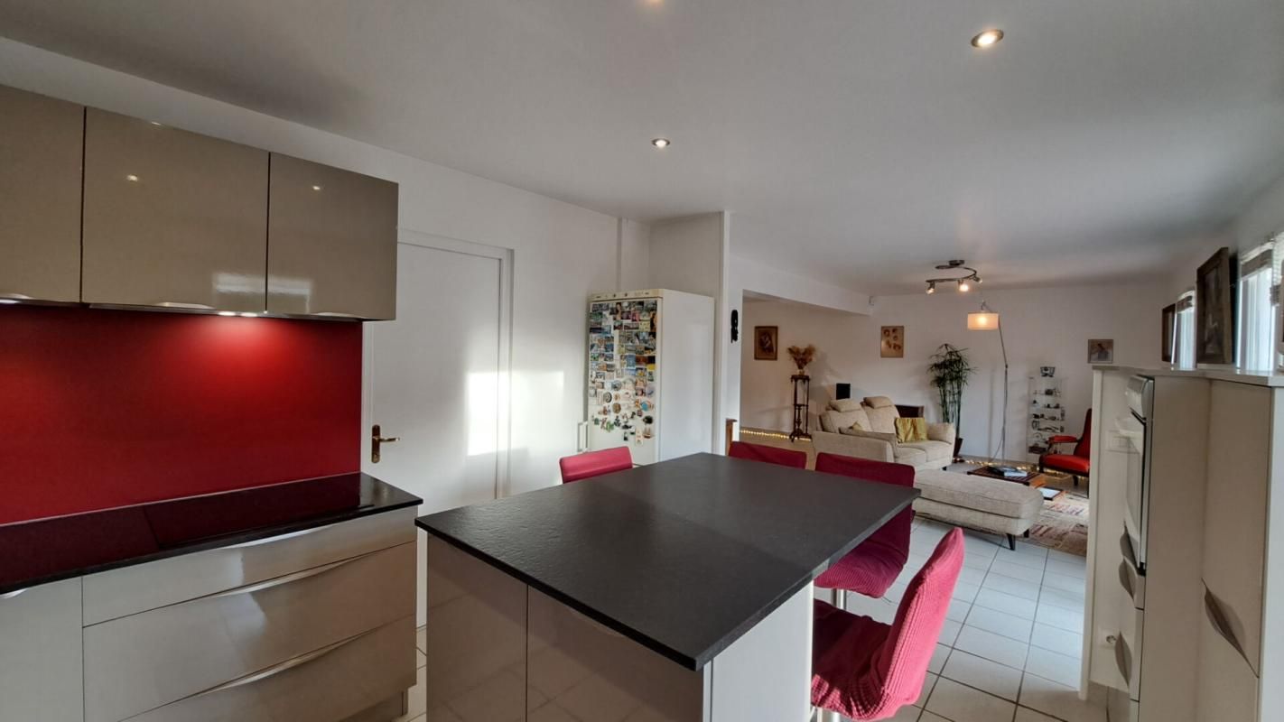 BOIS-D'ARCY Maison Bois-d'Arcy Quartier Hoche Foret 5 chambres 190m² 3