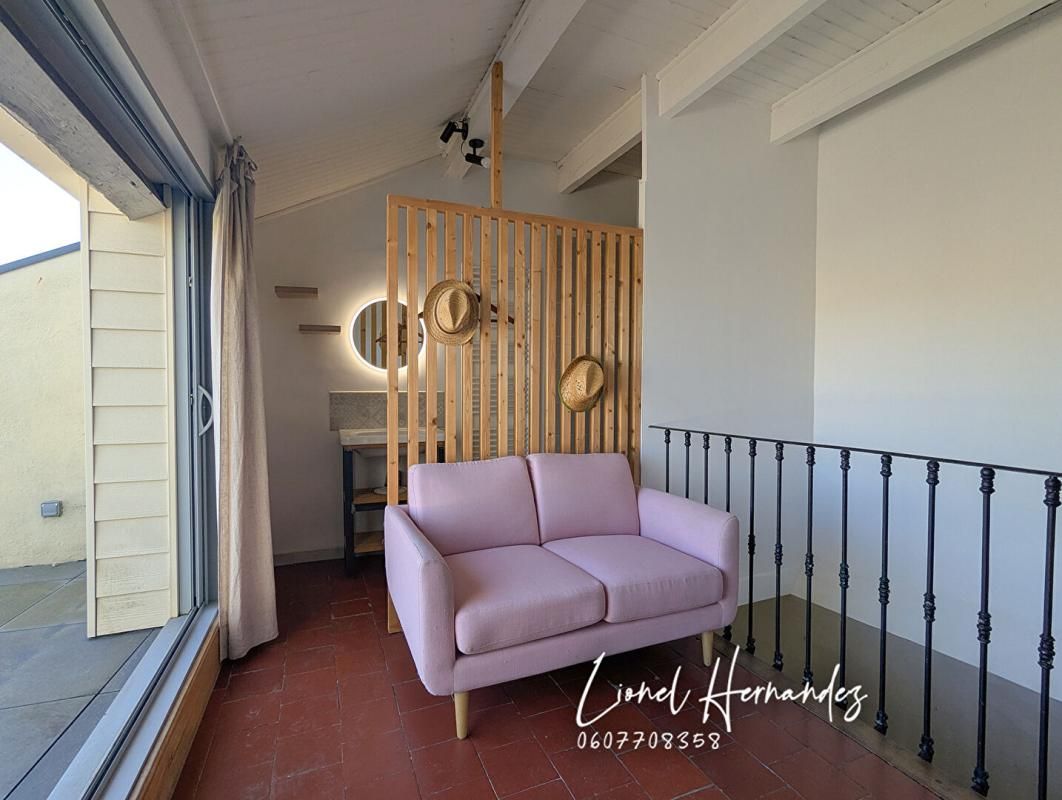 ALES Alès, centre historique : Appartement Duplex d'exception - 125 m² - Dernier étage - Terrasse tropézienne avec vue panoramique 2