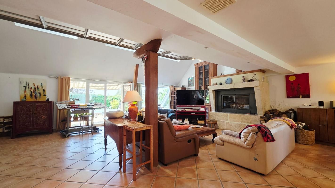 SAINT-PALAIS MAISON 7 PIECES 4 CHAMBRES PISCINE GARAGES ATELIER 4