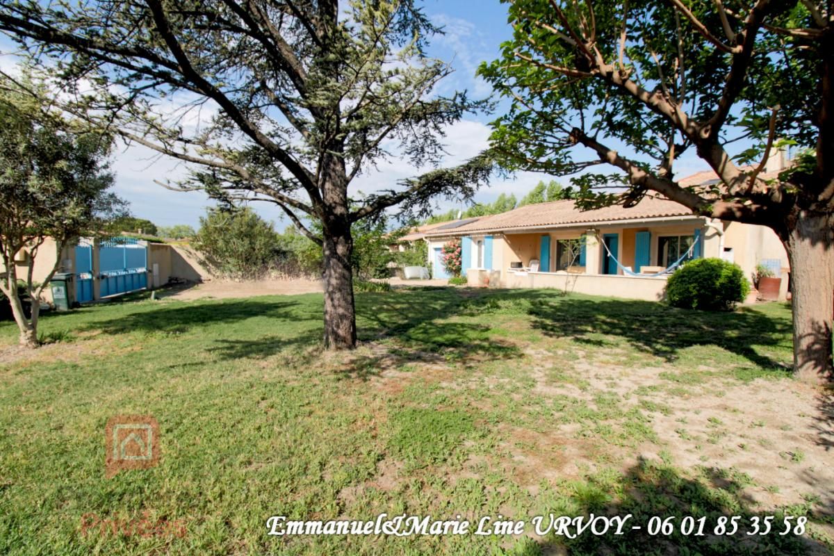 GRAVESON A VENDRE - GRAVESON: Maison de plain-pied avec garage et jardin 1