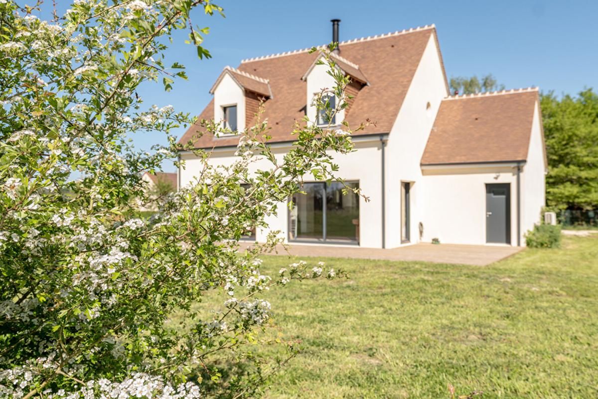MONT-PRES-CHAMBORD LIEUX UNIQUES ® x PROPRIÉTÉS PRIVÉES PROPOSE MAISON CONTEMPORAINE 113 M² - MONT-PRÈS-CHAMBORD - TERRAIN 2860 M² 1