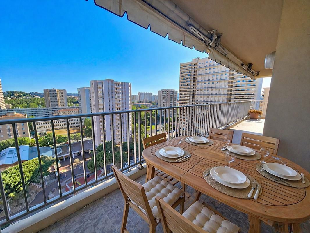 TOULON Toulon - T4 familial de 116 m² avec terrasse de 20 m², pkg , cave et gardien 2