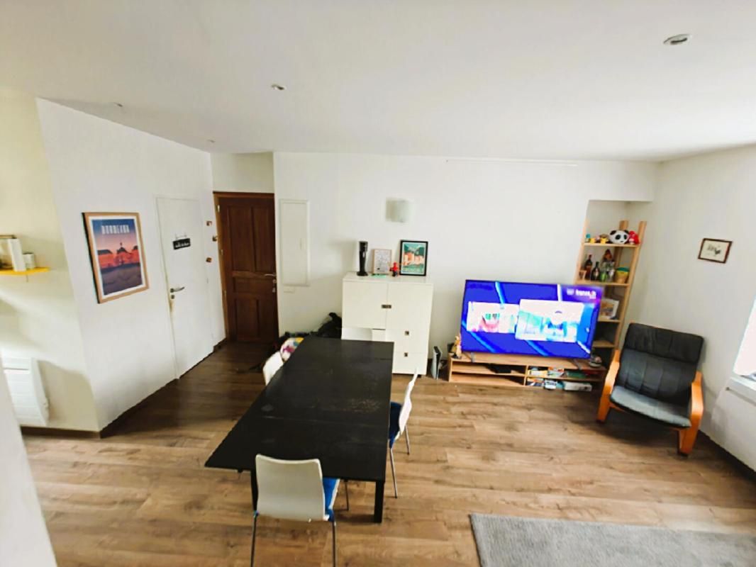 GRENOBLE Appartement T3, 2 chambres Rue Coppée DPE D 60 m² RDC surélevé investisseur primo accédant 2