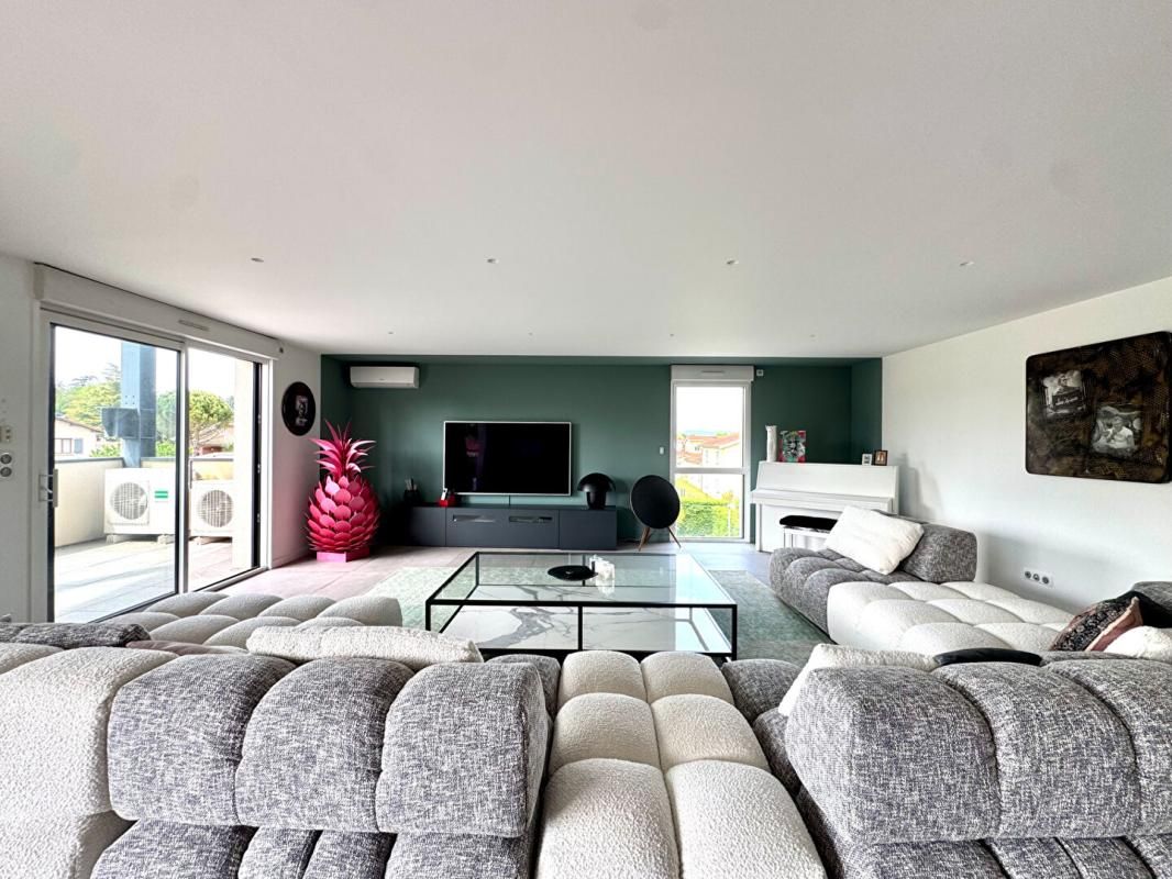 BRINDAS DUPLEX D'EXCEPTION 170 m2 avec terrasse 45m2 2