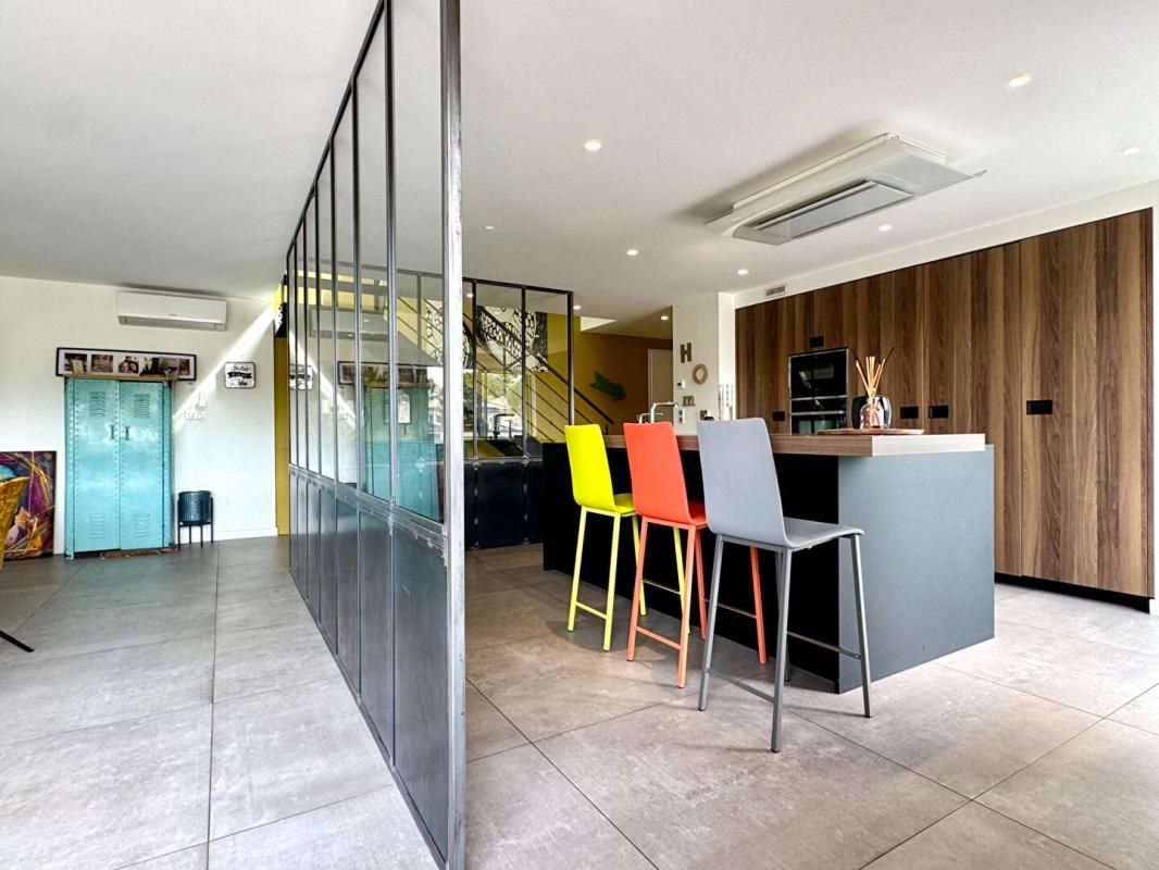 BRINDAS DUPLEX D'EXCEPTION 170 m2 avec terrasse 45m2 3