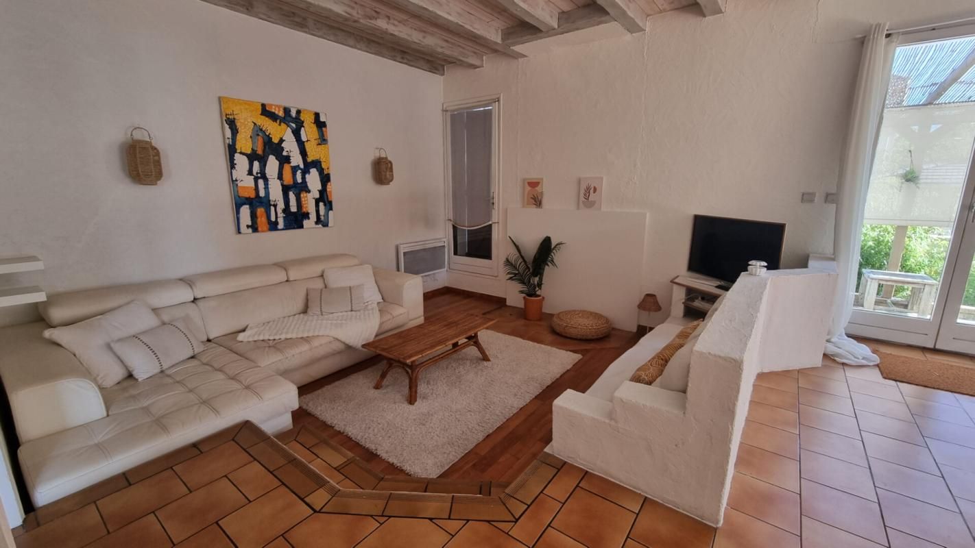 SAINTE-GENEVIEVE-DES-BOIS Maison Sainte Genevieve Des Bois 8 pièce(s) 156 m2 3