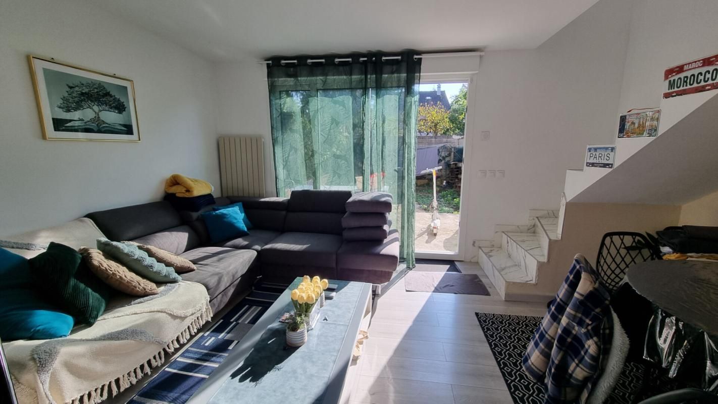 MORSANG-SUR-ORGE Maison Morsang Sur Orge 8 pièce(s) 140 m2 4