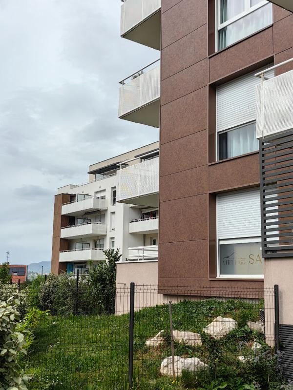 ? T3 81,7 M² avec jardin + terrasse + garage ? Résidence récente à Voreppe 293000E