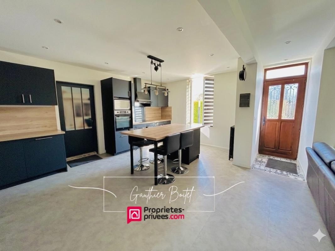 LA FERTE-GAUCHER Maison La Ferte Gaucher 8 pièce(s) 133 m2 2