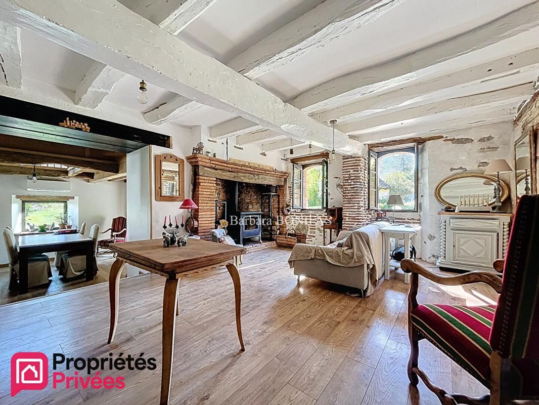 SAINT-SULPICE-LA-POINTE Maison 7 pièces 243 m2 3