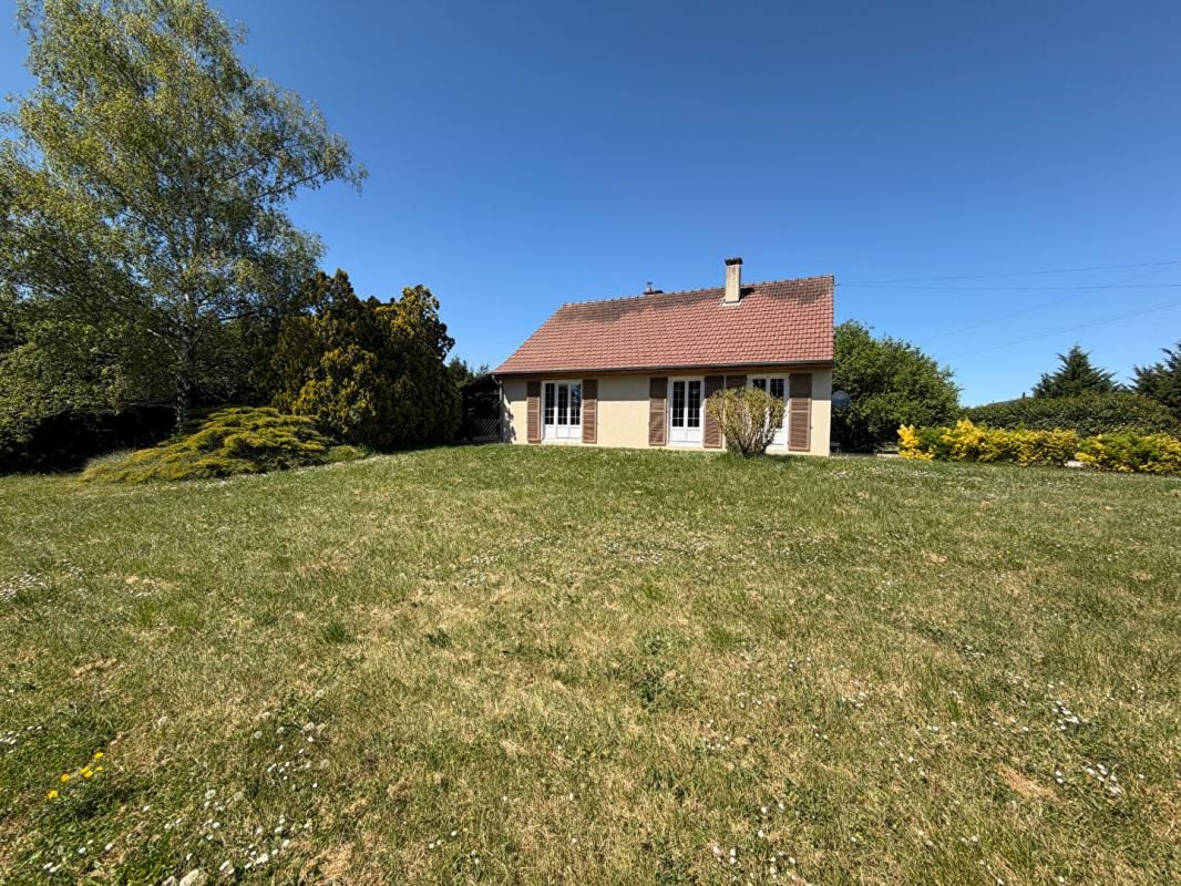 LA CHARITE-SUR-LOIRE Joli pavillon sur sous sol dans un secteur calme de La Charité sur Loire 2