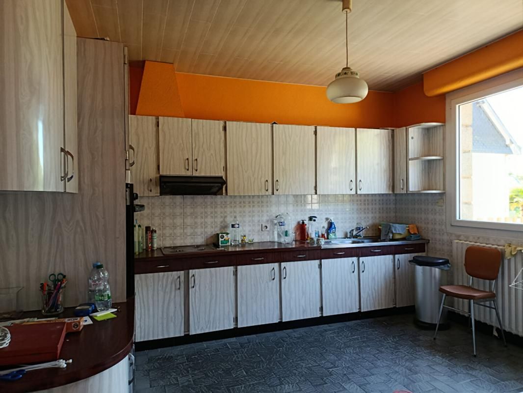 LE FAOUET Maison 5 chambres175 m2 3