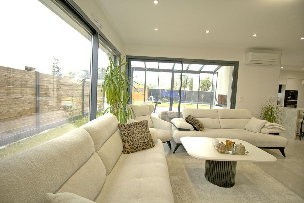 BRAIN-SUR-L'AUTHION Maison de plain pied avec piscine de 2024 Type 5 BRAIN SUR L'AUTHION 4