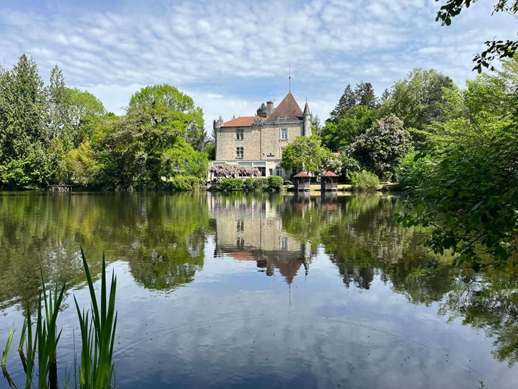 CHAMPS-ROMAIN Maison de plain-pied avec 3 chambres 3