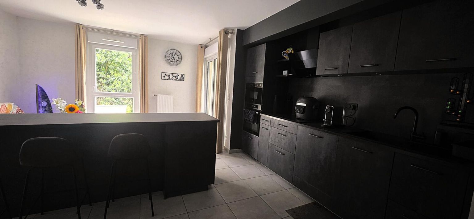 SAINT-NAZAIRE Appartement Saint Marc sur mer 4 pièce(s) 75.01 m2 4