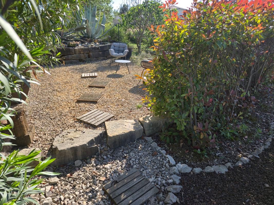 MASSILLARGUES-ATTUECH Villa avec piscine, dans un cadre résidentiel prisé 3