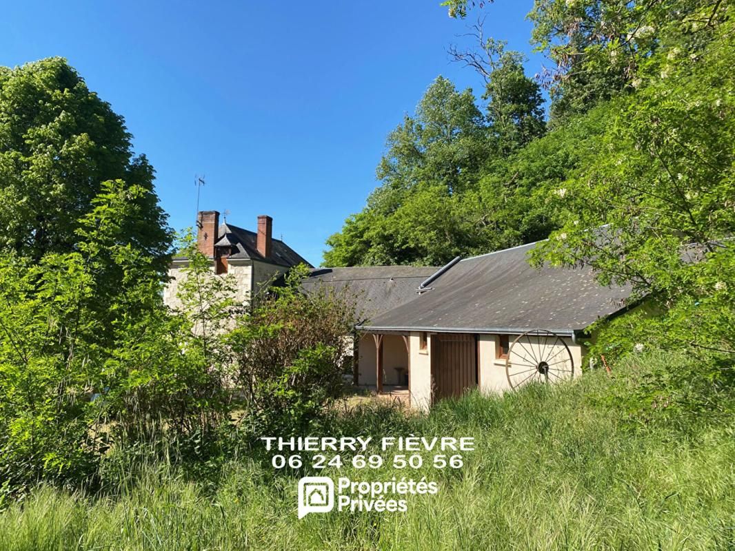 SAINT-PATRICE Coteaux Sur Loire 37130  Maison de 148 m2  4 chambres  dépendances  terrain caves troglodytiques 4