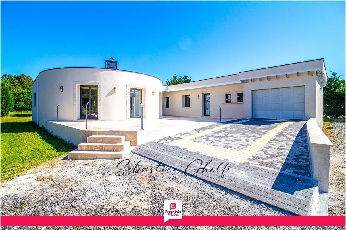 CONTRES maison contemporaine de plain-pied avec 3 chambres- garage-beau terrain 3