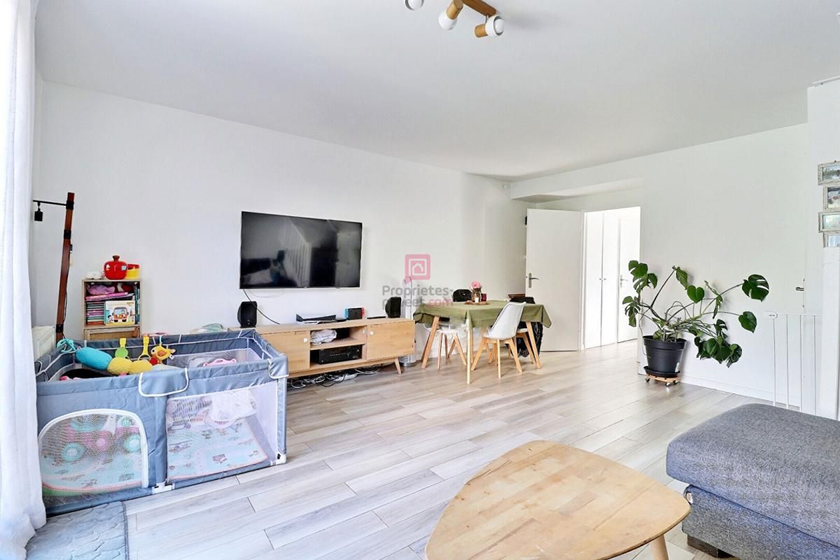 SAINTE-GENEVIEVE-DES-BOIS Charmante maison 5 pièces sur terrain de 222 m² 4