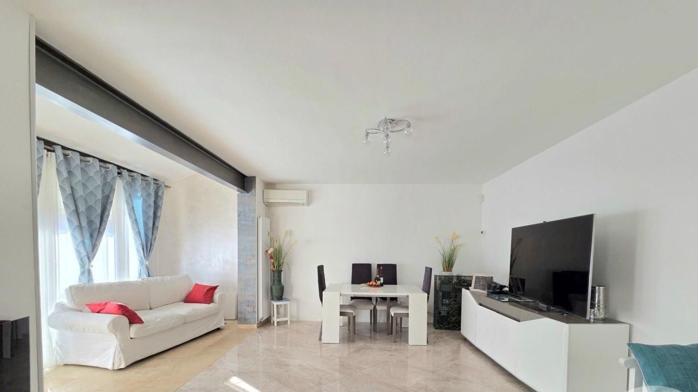 PLAN-DE-CUQUES MAISON Possibilité 2 Familles à Plan de Cuques 3