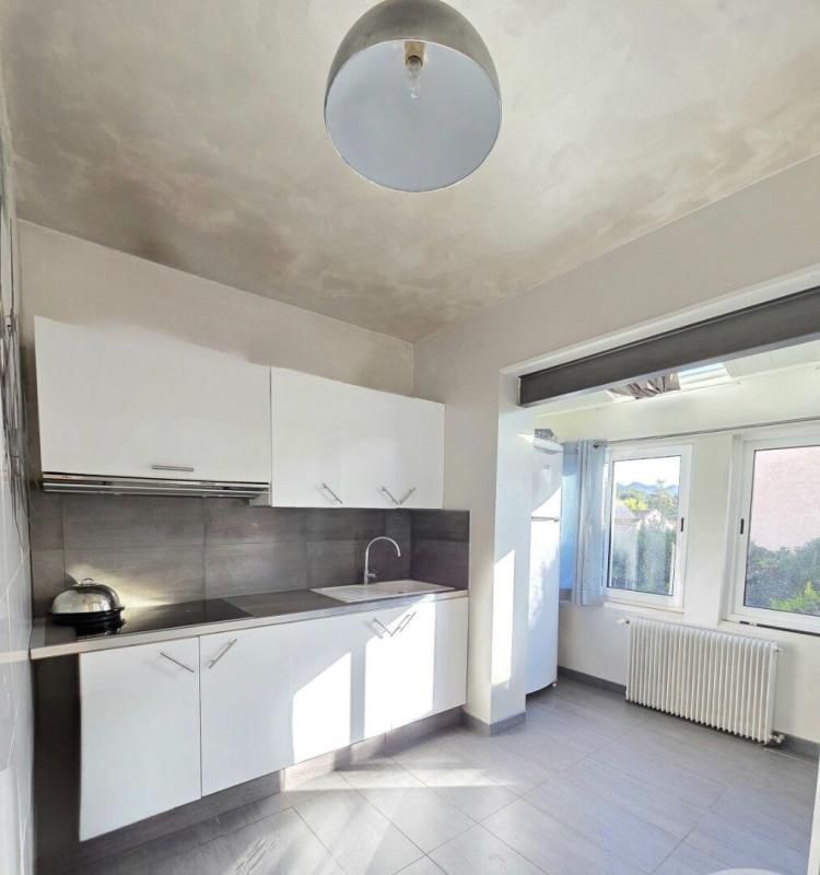 PLAN-DE-CUQUES MAISON Possibilité 2 Familles à Plan de Cuques 4