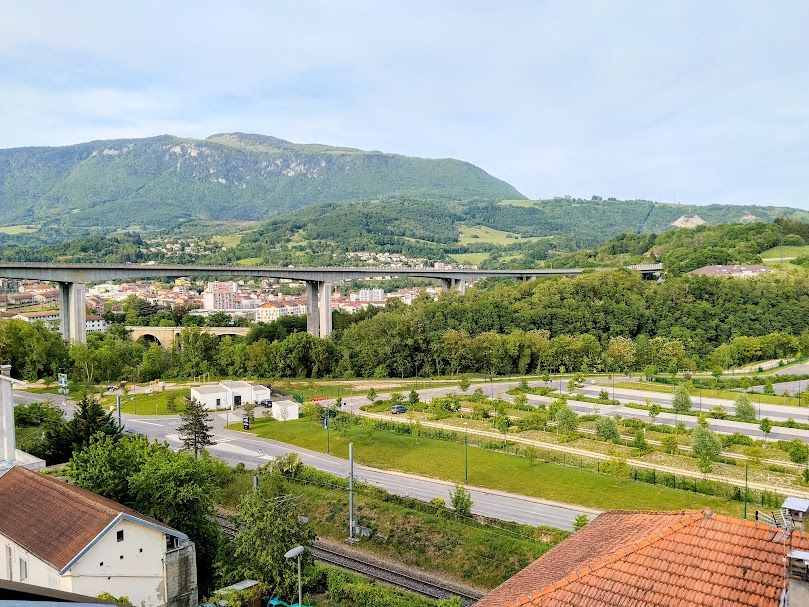 BELLEGARDE-SUR-VALSERINE Appartement T3 Valserhône 1
