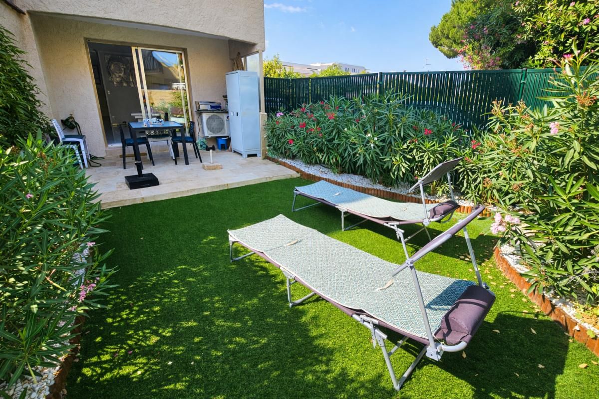 FREJUS Appartement Frejus 1 pièce(s) 34 m2 + garage 2