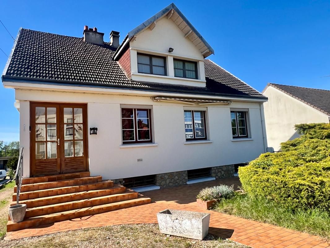 5 MN DE VENDOME   PAVILLON SUR SOUS SOL TOTAL