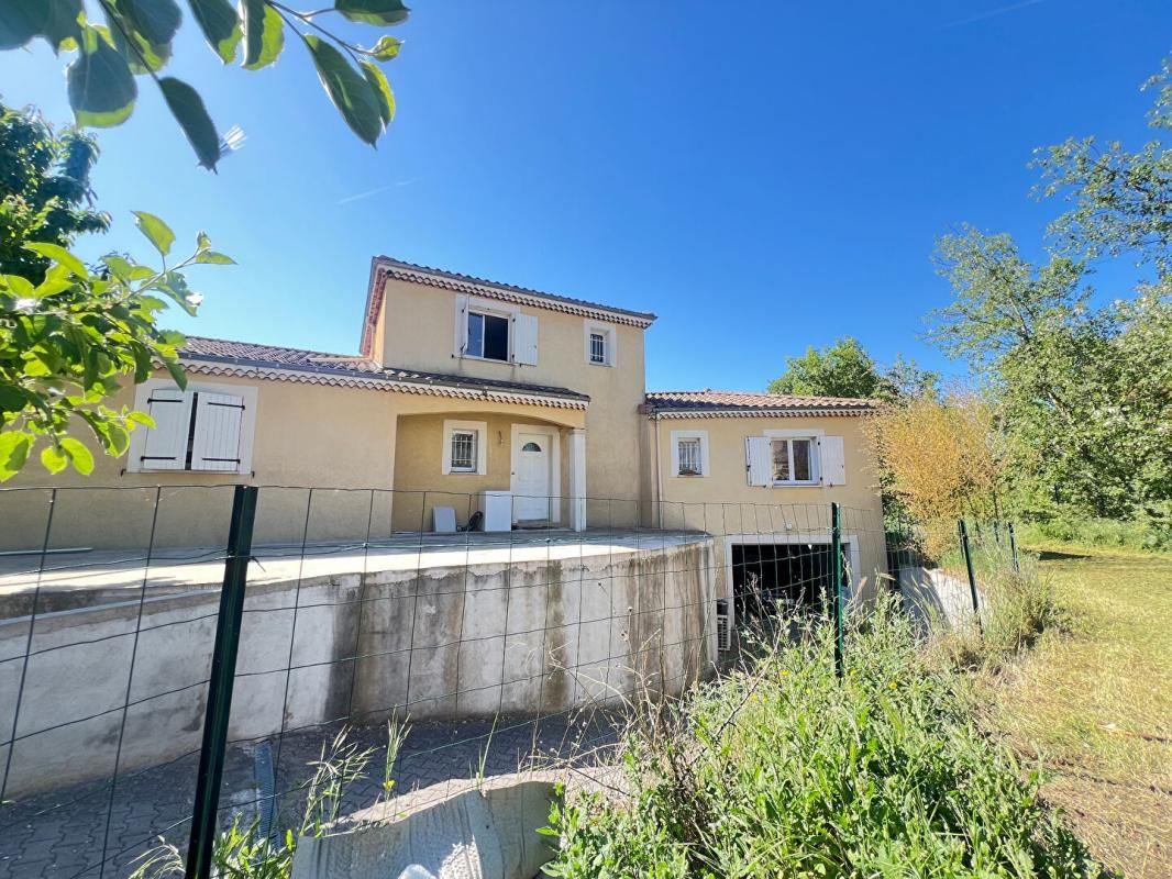 BOURG-LES-VALENCE Villa Bourg Les Valence 6 pièce(s) 150 m2 4