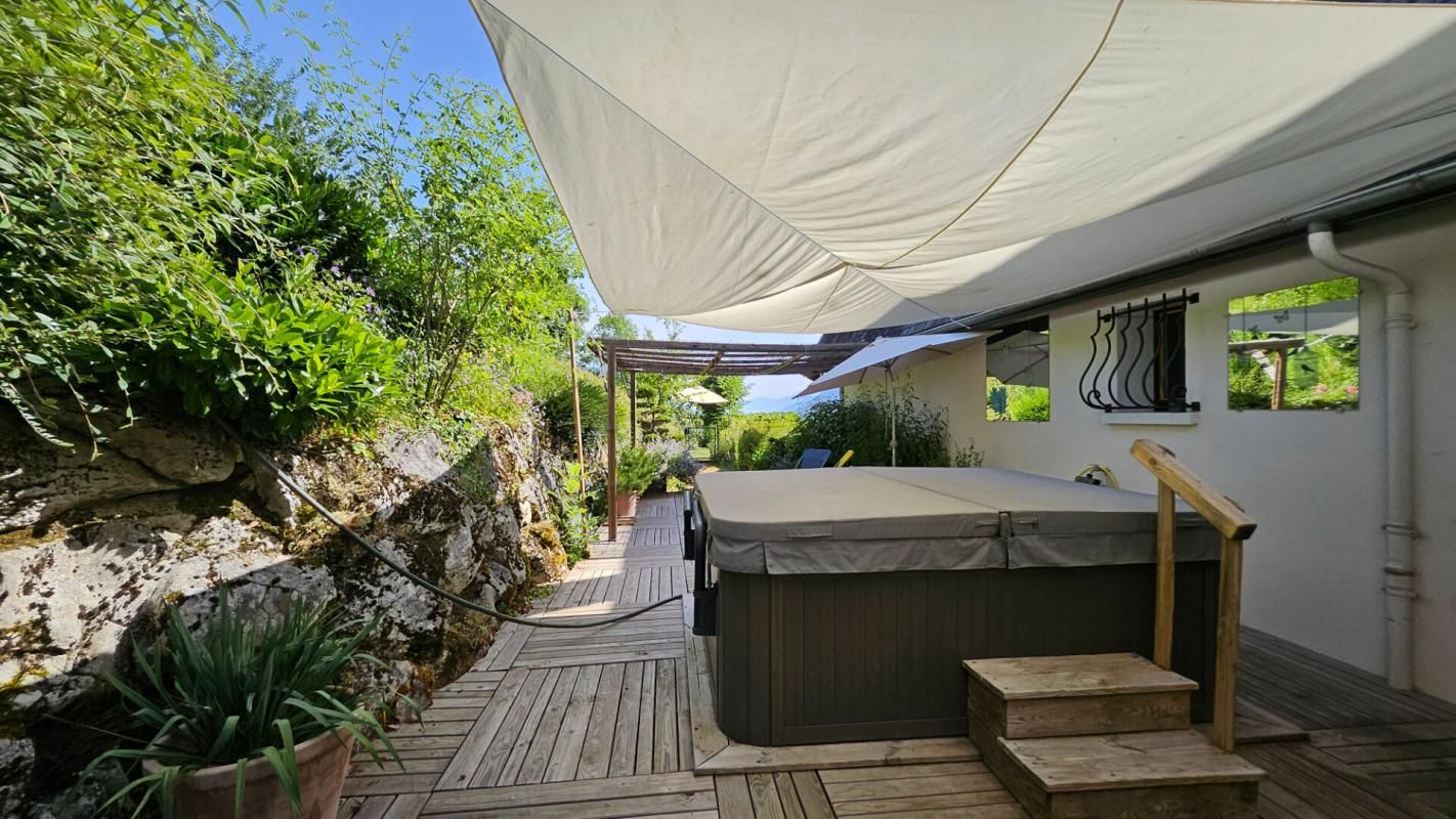 LA ROCHETTE Maison d'architecte 8P 252 m² VALGELON-LA ROCHETTE (73110) 3