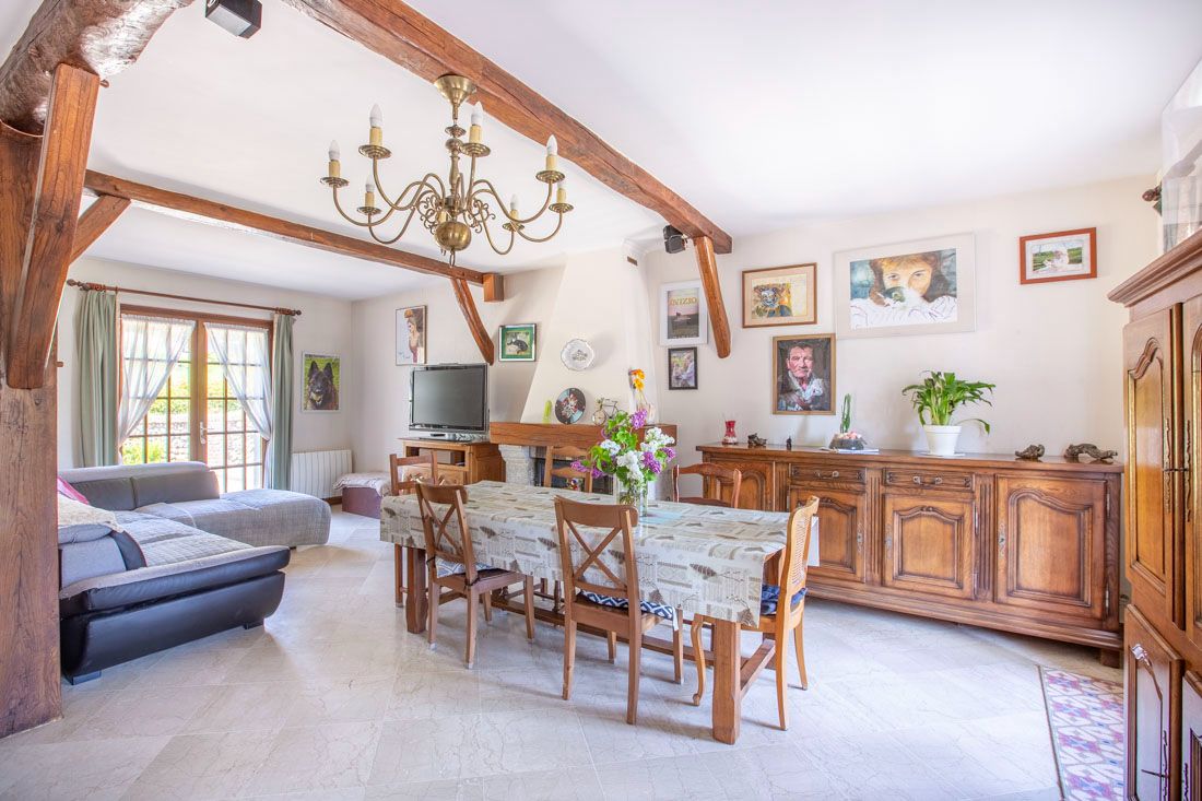 LES ANDELYS Maison de Maçon 122 m2 + Grand Sous sol ;sur un Terrain de 1,6 Hectare ? Les Andelys 3