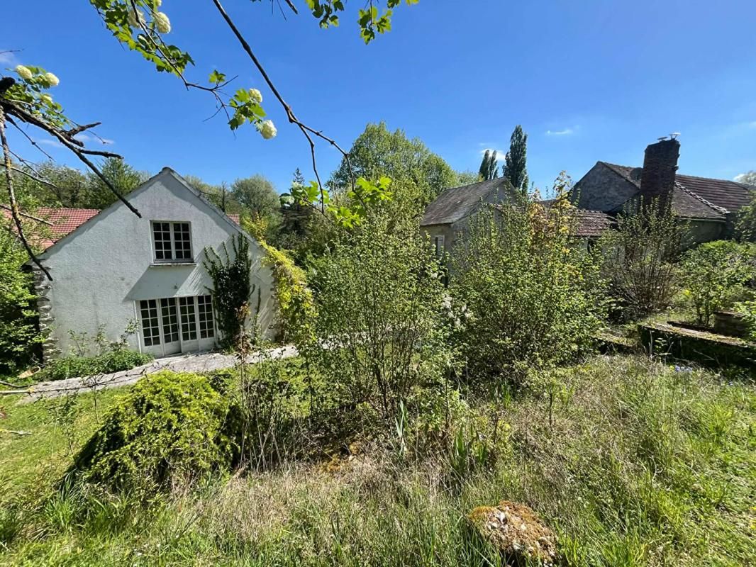 MEREVILLE Superbe Propriété dans la vallée de la juine comprenant deux maisons 2
