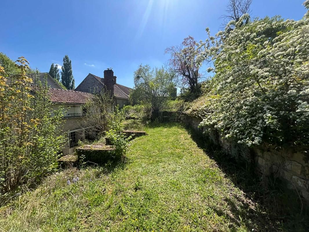MEREVILLE Superbe Propriété dans la vallée de la juine comprenant deux maisons 3
