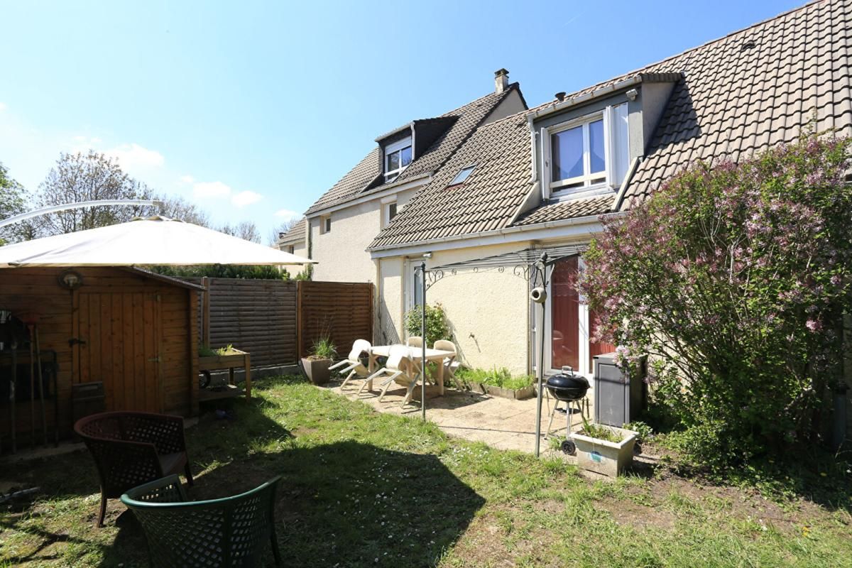 SAINT-OUEN-L'AUMONE Maison Saint-Ouen-l'Aumône 4 pièces 77 m2 1