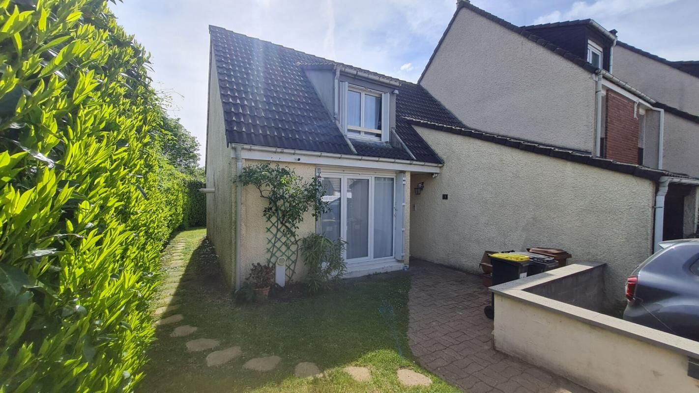 SAINT-OUEN-L'AUMONE Maison Saint-Ouen-l'Aumône 4 pièces 77 m2 2
