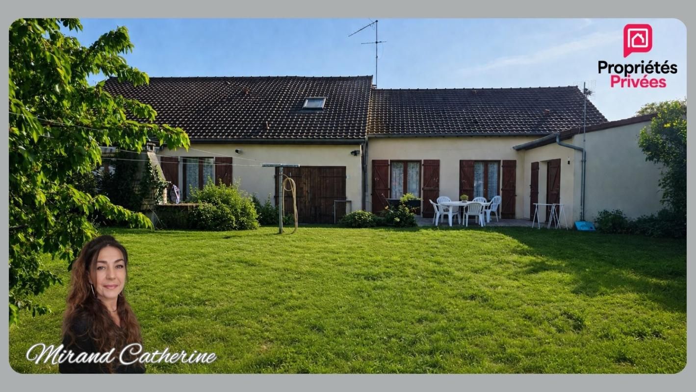 SAINT-JULIEN-LES-VILLAS Maison Saint Julien Les Villas 5 pièce(s) 142 m2 1