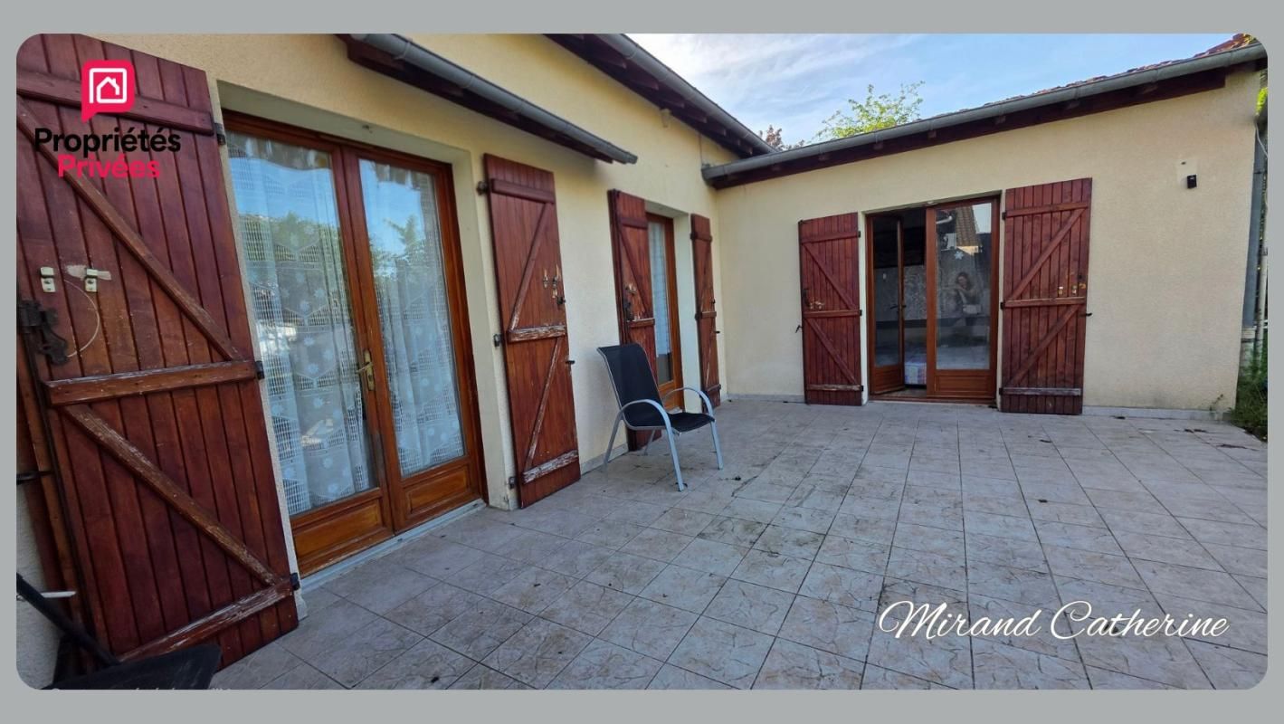 SAINT-JULIEN-LES-VILLAS Maison Saint Julien Les Villas 5 pièce(s) 142 m2 2