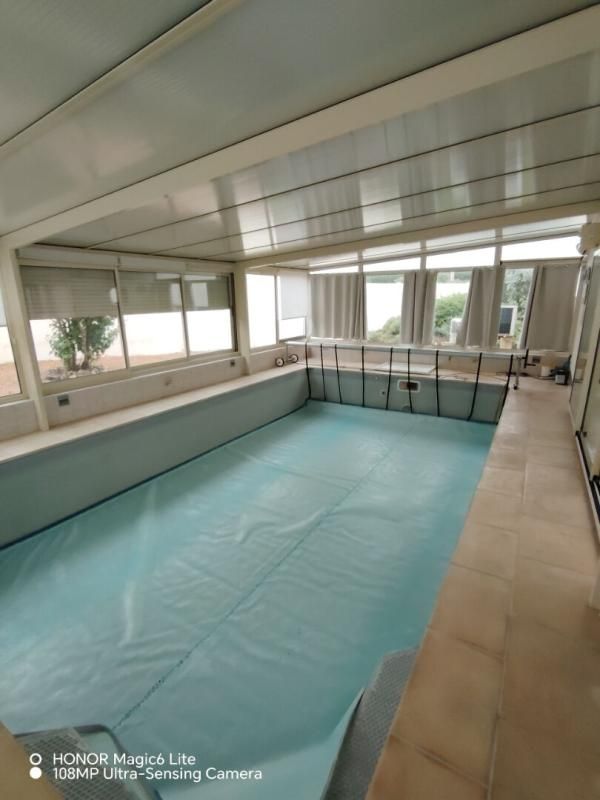MOREE MOREE  pavillon économique de plain pied avec piscine couverte + 2 garages 1