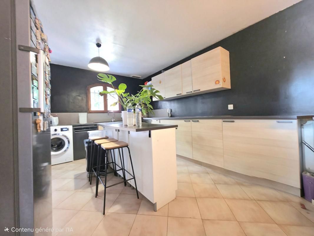 SIX-FOURS-LES-PLAGES Maison Six Fours Les Plages 8 pièce(s) 260 m2 4