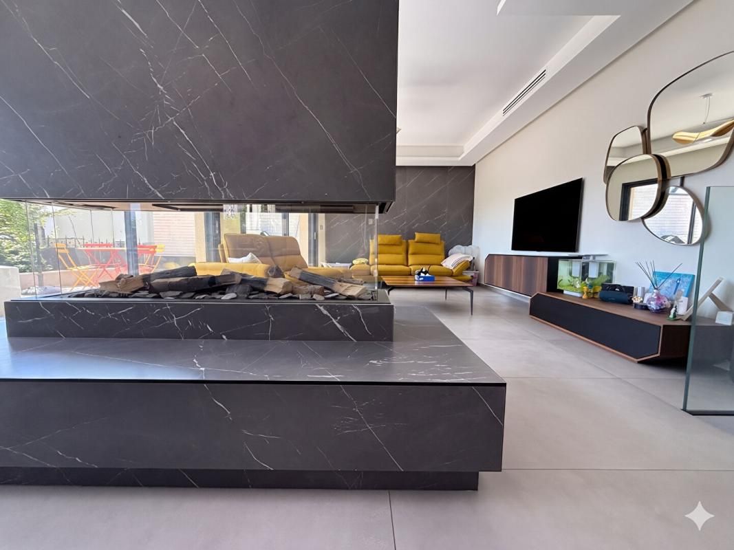 BORDEAUX Maison  5 pièce(s) 150 m2 Grand standing à Caudéran 4