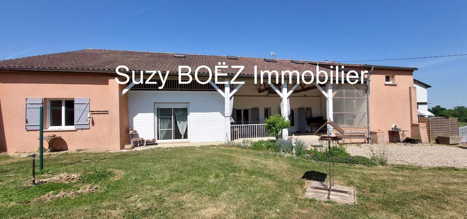CASTELJALOUX Propriété avec 3 logements, 2 séchoirs à tabac et puits 1