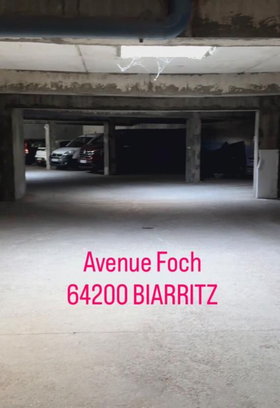 BIARRITZ Parking sous-sol Biarritz 11 m2 1