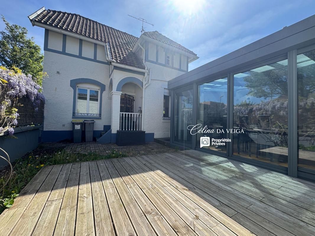 Maison individuelle  à Lille, 4 chambres, 2 salle de bains , jardin + Garage secteur Eurasanté