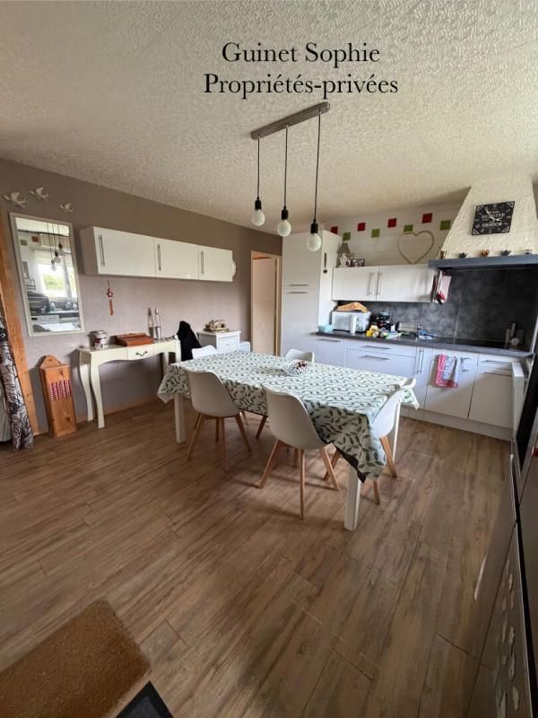 SAINT-AUBIN-LA-PLAINE Maison Saint Aubin La Plaine 5 pièce(s) 92.32 m2 4