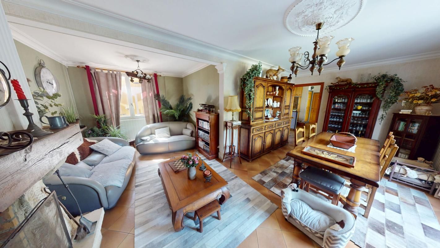 MOSNES Maison Mosnes 7 pièce(s) 170 m2 3