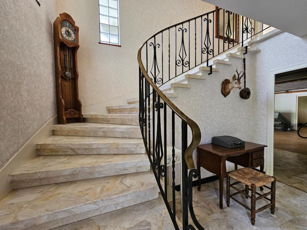 LE PASSAGE Maison Le Passage 6 pièce(s) 126 m2 2