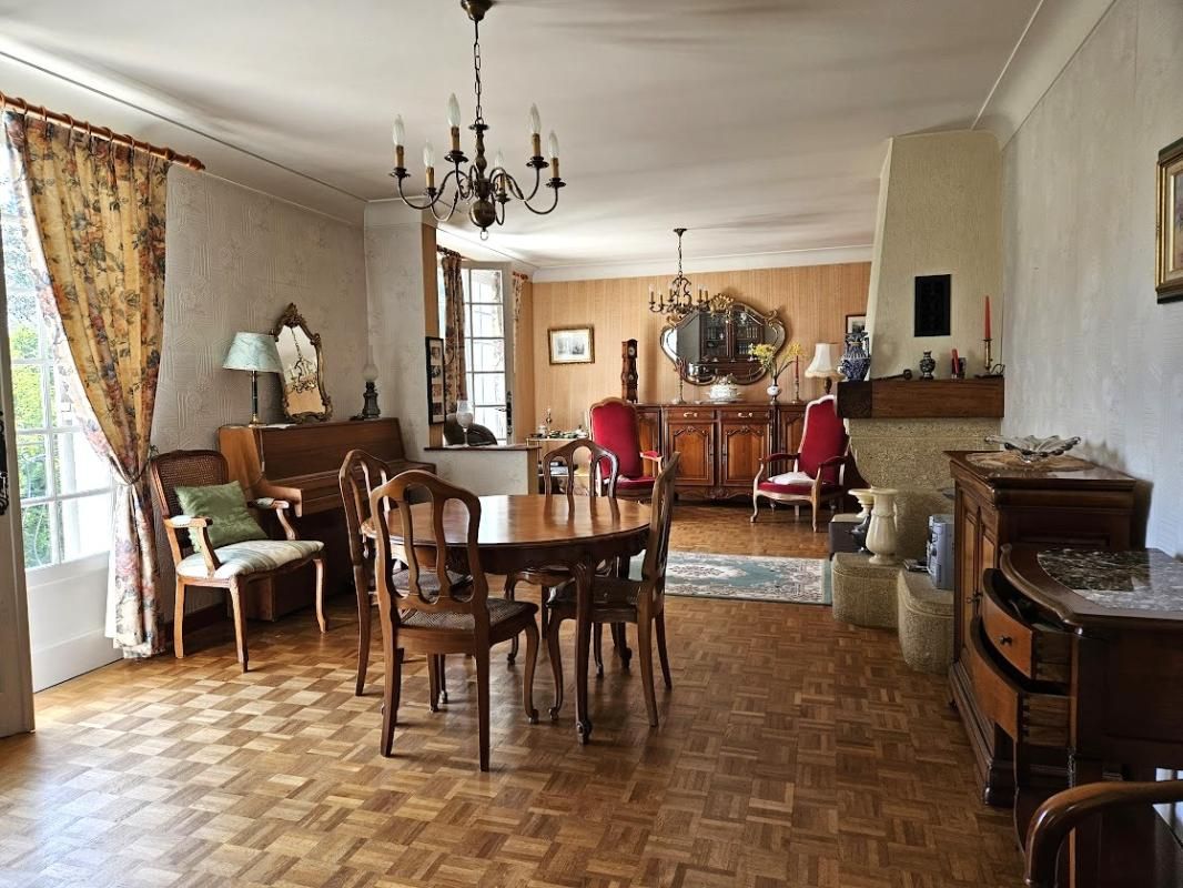 LE PASSAGE Maison Le Passage 6 pièce(s) 126 m2 4